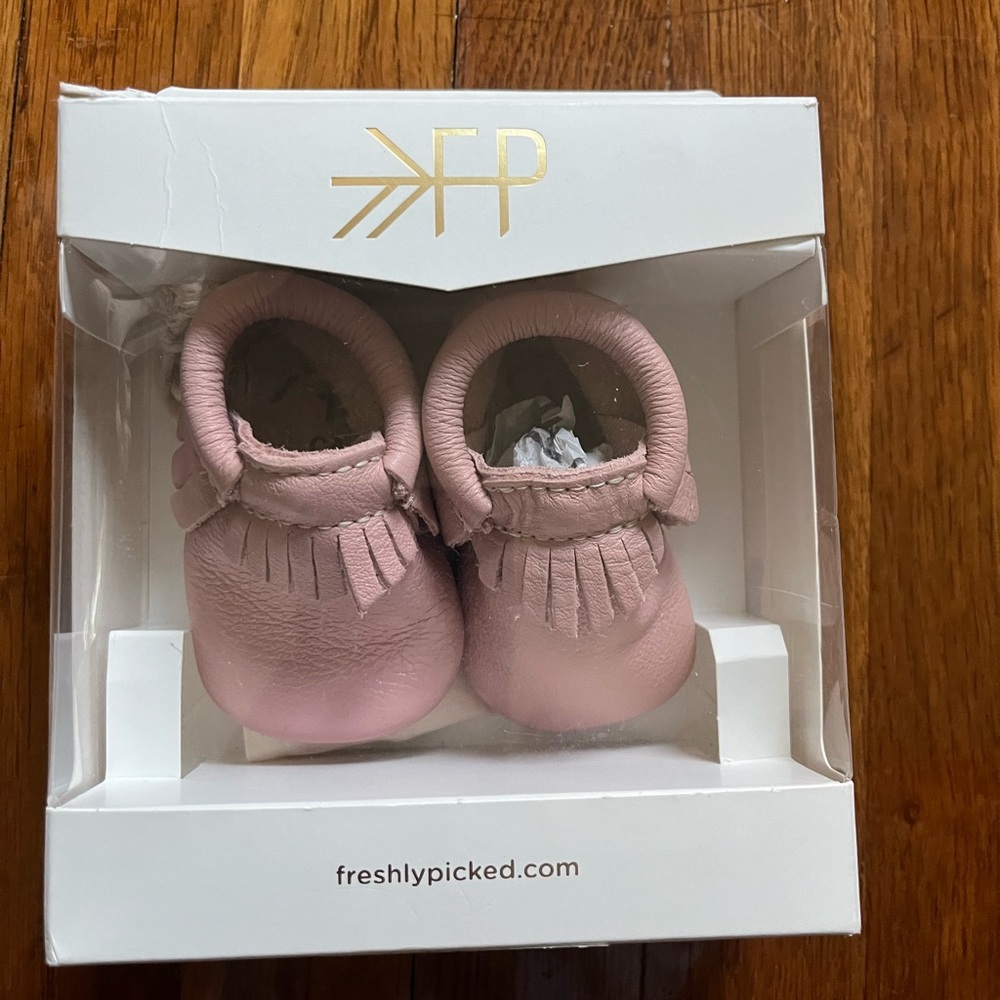 Freshly Picked Moccasins - never worn, pink